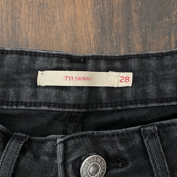 Black Levi Jeans - Picture 2 of 7